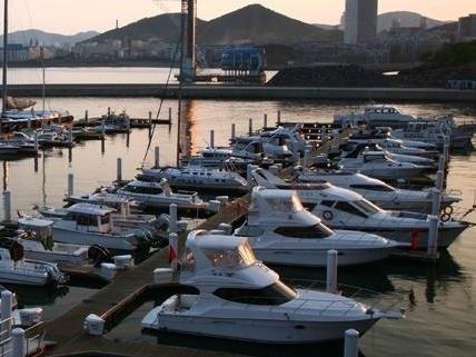 大連星海灣國際游艇俱樂部