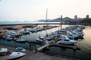 近大海卻不能親近大海,尷尬的海濱城市