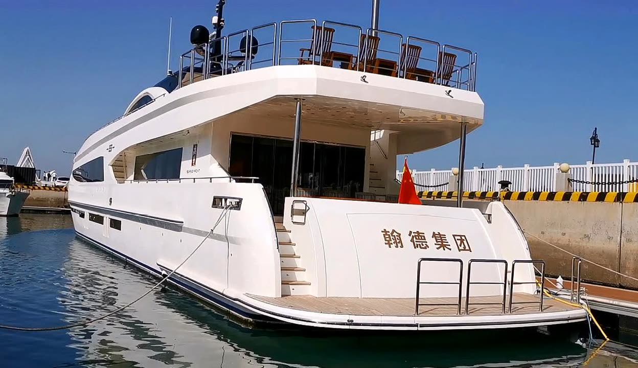 8、第八期:大連東港1億元豪宅,住游艇神仙的生活是什么體驗(yàn)?